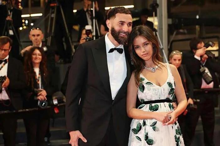 6831796442360467705ccb8f