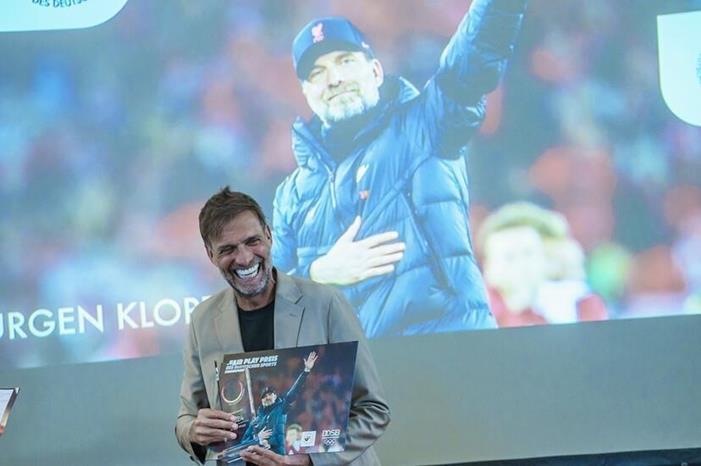 6831005f4c59b751830bc1ff