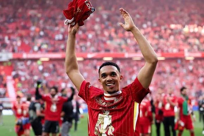 6832f38f4c59b74cf64a551e