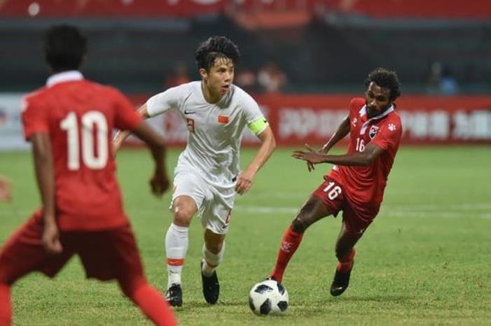 الصين تتمسك بأمل التأهل كأفضل ثاني jcrlkhq1md8lpqjjrnjz