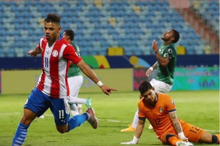 3834884-2021-06-15T015254Z_1190558068_UP1EH6F0584WI_RTRMADP_3_SOCCER-COPA-PRY-BOL-REPORT