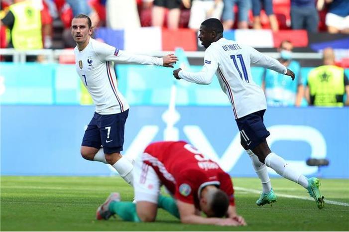 العنصرية ضد منتخب فرنسا تضع المجر في مأزق 246068