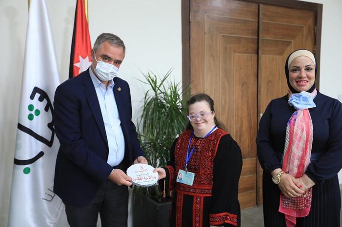 6fc3aa5b-9834-4283-bb40-bd959dcb8d07