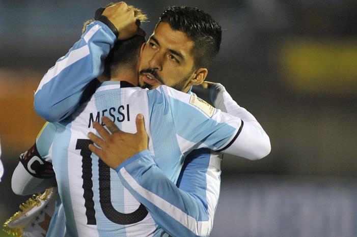 لويس سواريز وليونيل ميسي