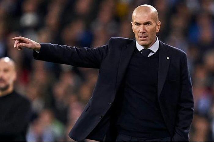138-123500-zinedine-zidane-stats-real-madrid-800-days_700x400
