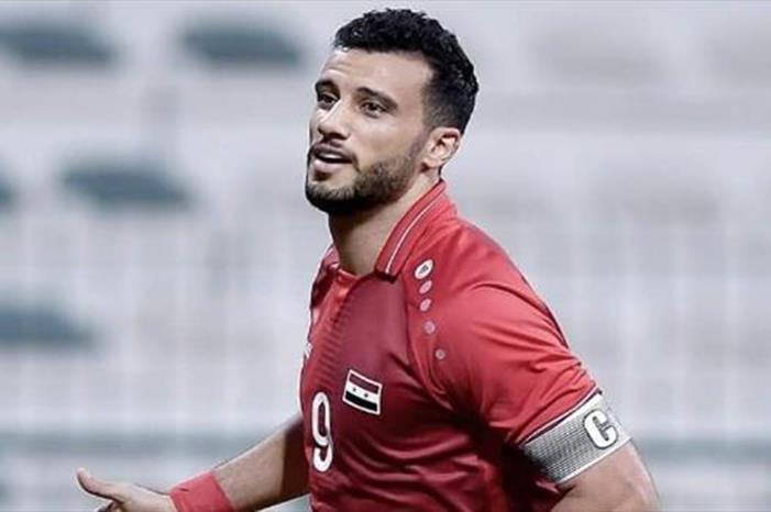 الأهلي السعودي يحدد بديل عمر السومة 90BBF98526239