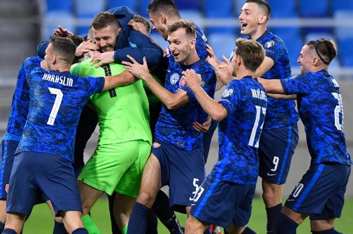 النمسا تتعادل مع سلوفاكيا وديًا استعدادًا لـكأس أمم أوروبا slovakia