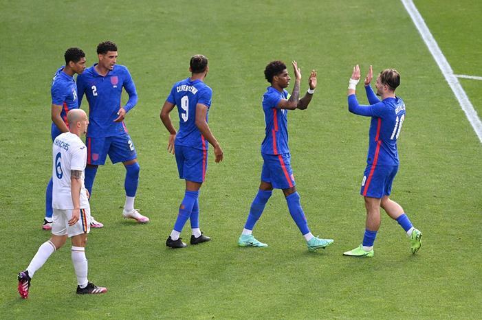 664842-E3N5uCGWYAQXaWX