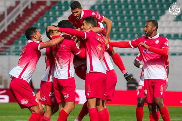 الوداد ينتزع صدارة الدوري المغربي بفضل هاتريك الكعبي wac-2021-1610123416