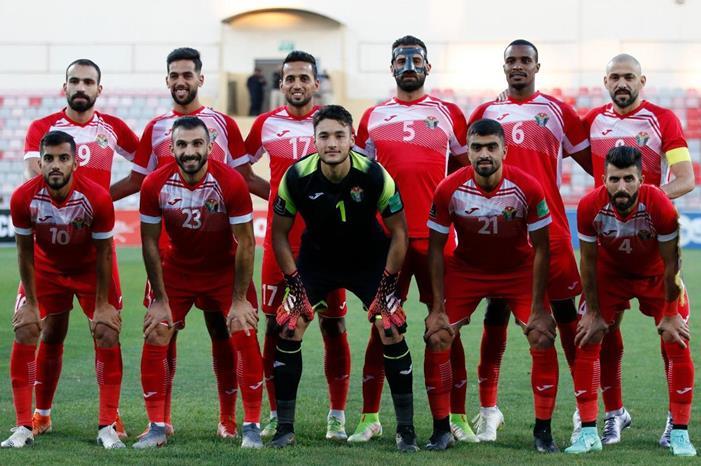 التشكيل المتوقع للنشامى أمام أستراليا FBK_dnbX0BQUd0P