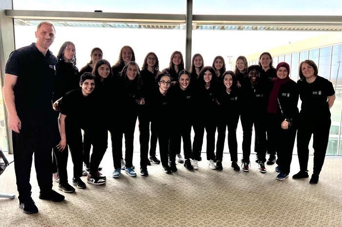 منتخب الناشئات لكرة السلة يعسكر في تركيا 287767297_5103806373071579_8628929429347747561_n