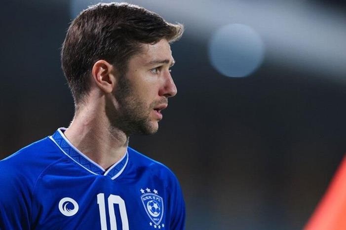 إدارة الهلال ترفض تمديد إعارة فييتو لنادي الشباب وتدرس عروض بيع عقده losiano