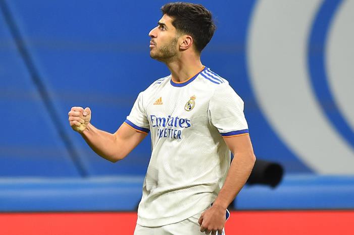 أنشيلوتي يساعد ميلان على ضم نجم ريال مدريد GettyImages-1371596710(1)