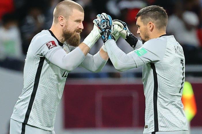 Andrew-Redmayne-Mat-Ryan-Australia-v-Peru-2022-FIFA-World-Cup-Playoff