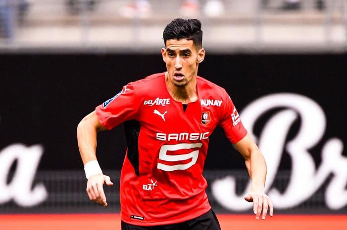 المغربي نايف أكرد يضع قدما في البريميرليج نايف-