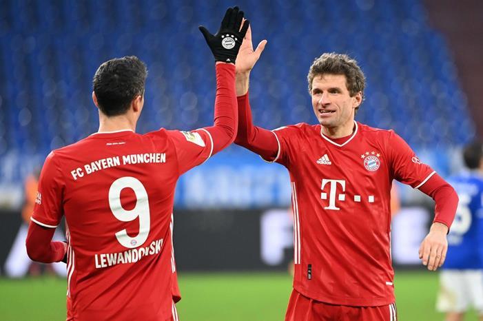 مولر يتمنى تكرار سيناريو ريبيري مع ليفاندوفسكي 20210124155047reup-2021-01-24t154924z_1418270198_up1eh1o17yc6d_rtrmadp_3_soccer-germany-s04-bay-report.h-1-scaled