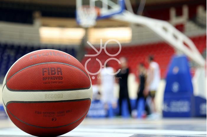 إصابة لاعب تتسبب بعدم استكمال مباراة المنتخب الوطني للسلة أمام مصر 0L5A0472