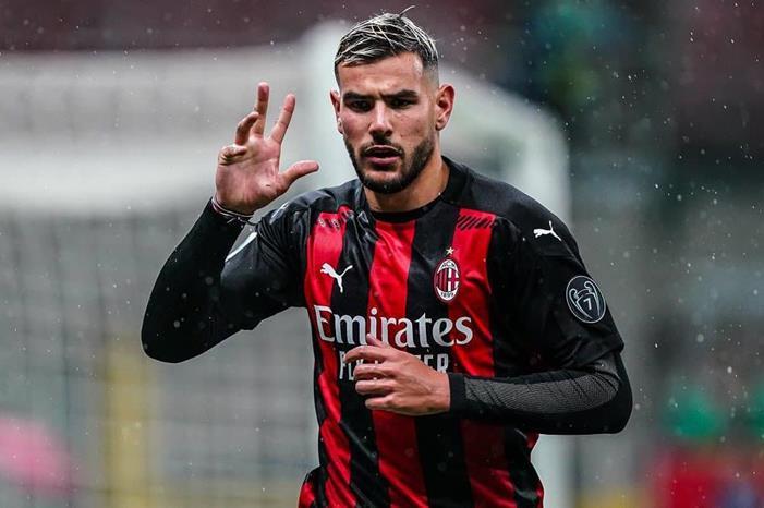 ثيو هيرنانديز يحصد جائزة مميزة بالدوري الإيطالي 19_2021-637618838570000873-0