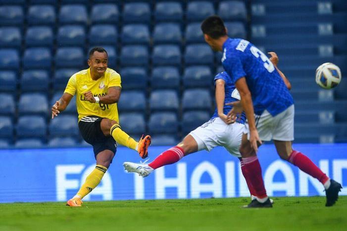 4 أهداف في قمة هونغ كونغ بالبطولة الآسيوية Lee-Man-v-Eastern-Long-Lions-Group-J