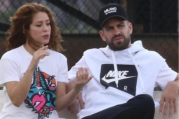 الكشف عن السبب الحقيقي لانفصال شاكيرا عن بيكيه 62baac614236045fac1fdb27