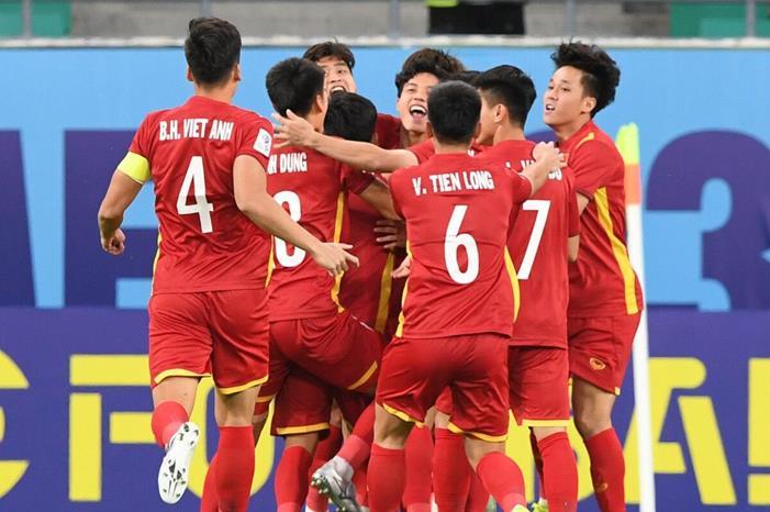 تعادل فيتنام وتايلاند في البطولة الآسيوية Thailand-v-Vietnam-Group-C-(5)