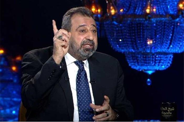 الأهلي المصري  يحسم موقفه بشأن الجهاز الفني  blobid1654421115429