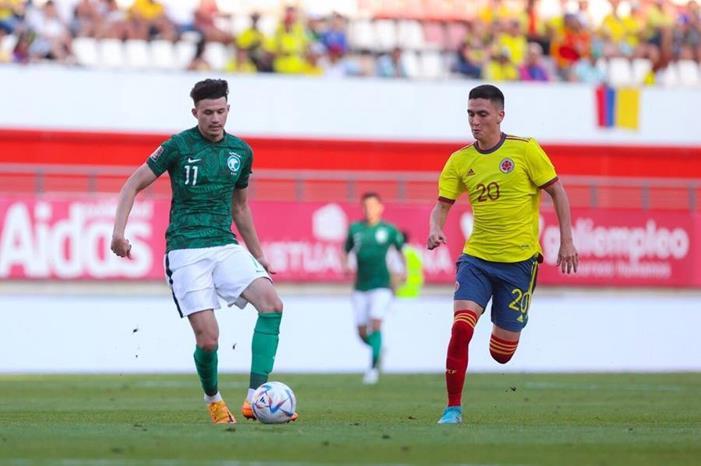 منتخب السعودية يخسر أمام كولومبيا وغياب مدربه بسبب عارض صحي Saudi---Colombia---friendly-2