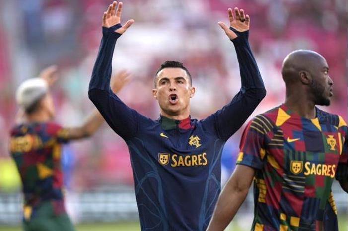 رونالدو يعزز رقمه القياسي في المباريات الدولية 648eed6c4c59b757843350ec