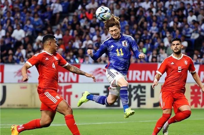 اليابان تكتسح بيرو وديا epa_soccer_2023-06_2023-06-20_2023-06-20-10701309_epa