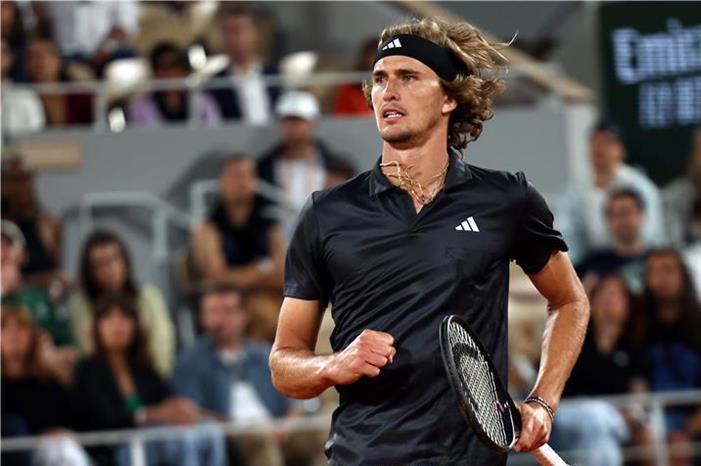 زفيريف إلى ثمن نهائي رولان جاروس epa_tennis_2023-06_2023-06-03-10671482_epa