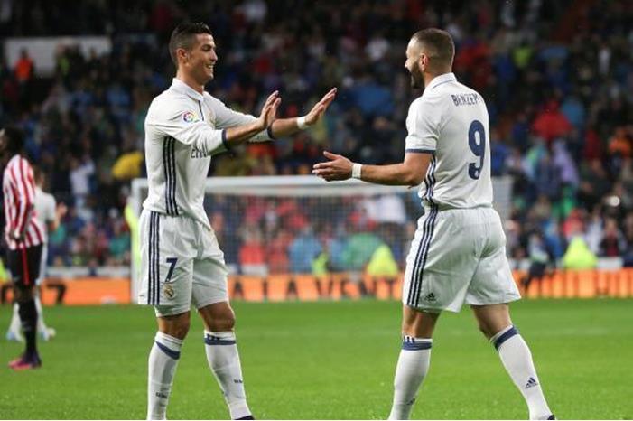 رونالدو وبنزيما.. علاقة متوترة وصراع منتظر بالدوري السعودي reuters_2016-10-23_2016-10-23t193230z_673345726_s1aeuirityaa_rtrmadp_3_soccer-spain_reuters