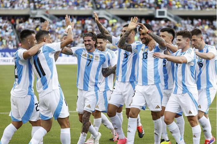 6666883c4c59b74c4652607e