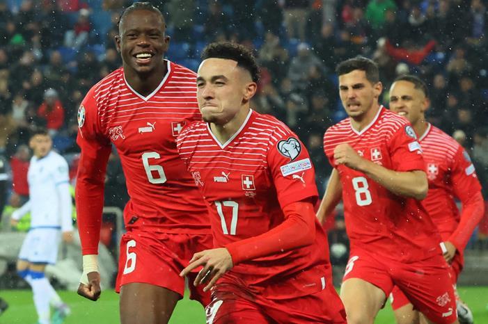 سويسرا تواجه المجر في يورو 2024 سويسرا