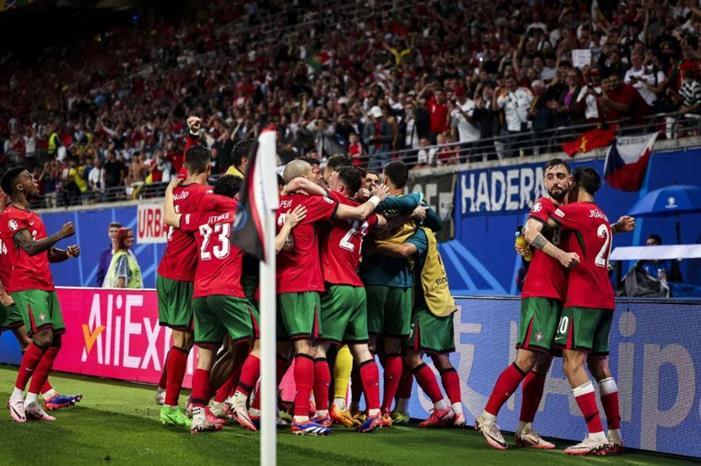 منتخب تركيا يتحدى البرتغال للبحث عن تأهل مبكر في يورو 2024 4