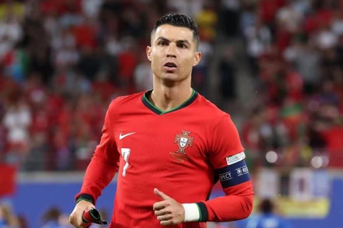 رونالدو يبحث عن هدفه الأول ضد تركيا في يورو 2024 4