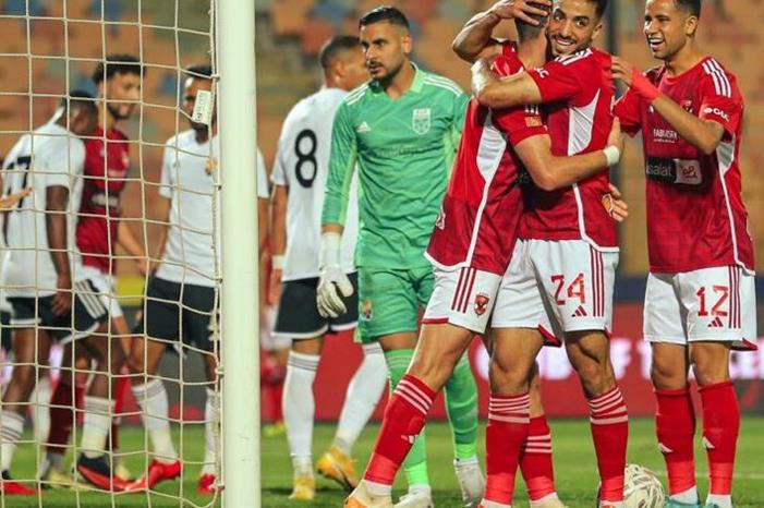تغريم الأهلي قبل مباراة القمة أمام الزمالك A09Y0017-780x470