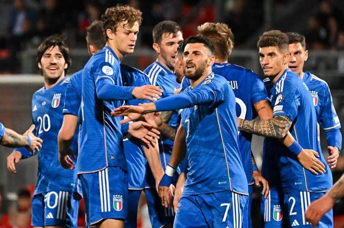 مواعيد مباريات اليوم والقنوات الناقلة منتخب-إيطاليا