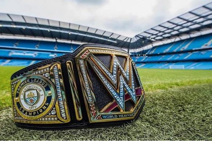 مانشستر سيتي يتعاون مع WWE في إطلاق قمصان خاصة للفريق 124-174259-special-belt-from-wwe-for-manchester-city_700x400