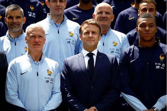 كيف تفاعل لاعبو ريال مدريد بعد إعلان مبابي رسميا انضمامه  للميرينغي ؟ 665f12d942360422fe26de2d