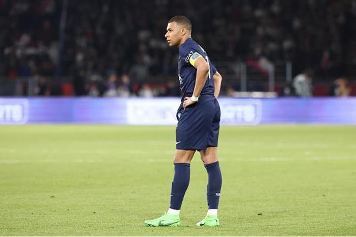 f_img.kooora.comistoreimageskoooramhmed_azizno_logombaby4