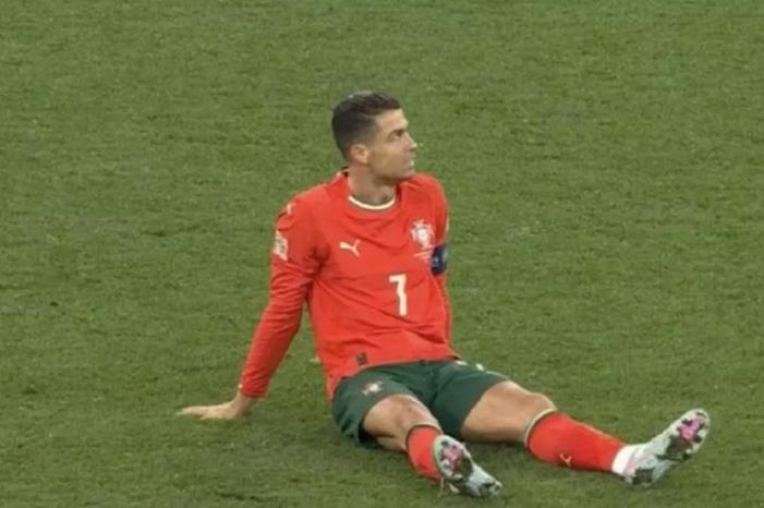 هدية من كريستيانو رونالدو لترامب بغاية تحقيق السلام Capture