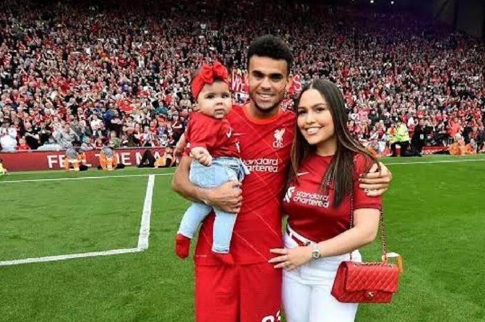 683d51414c59b72f76235f7e