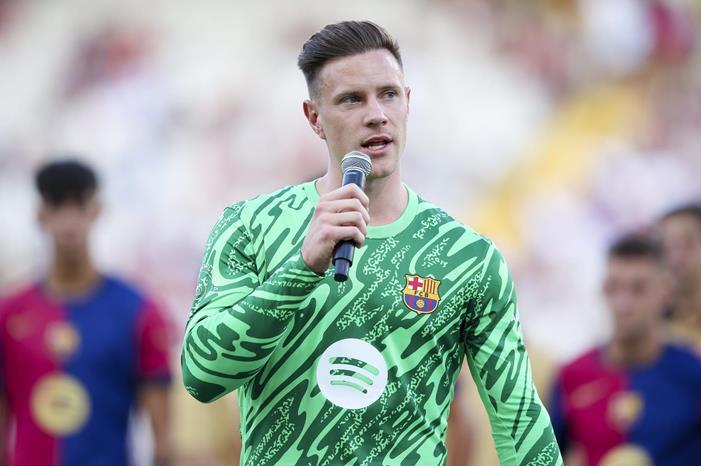 شتيغن يرد بقوة على تقارير اعتزام برشلونة بيعه 278406