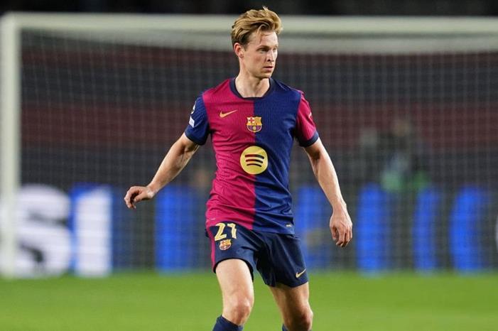 فرينكي-دي-يونج-لاعب-برشلونة