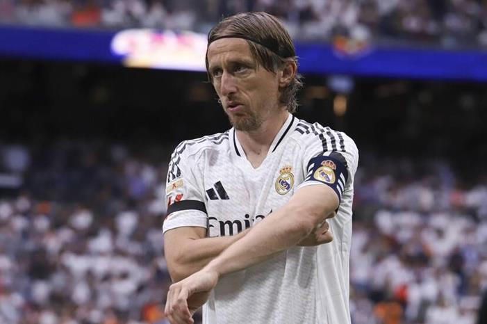 تفاصيل عقد مودريتش المنتظر مع ميلان 683fd71842360459f52d0ed2