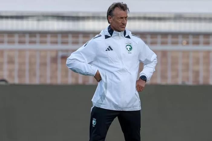 تسريب تشكيل منتخب السعودية أمام البحرين في تصفيات كأس العالم هيرفي رينارد