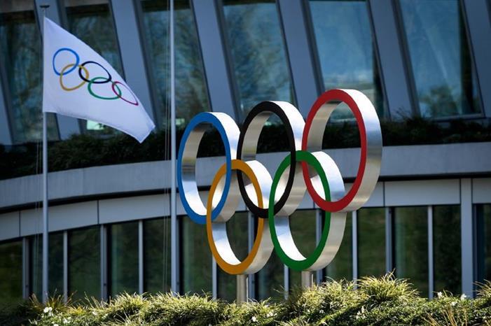 2E298FFF-8F88-4417-ADF6-166F7DAD583D.