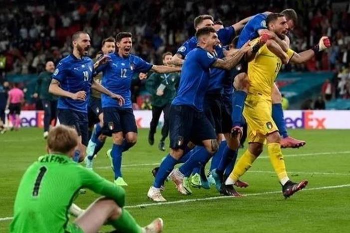 GettyImages-1328228379-9