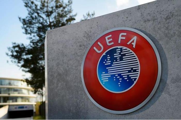 الاتحاد الأوروبي يعلن عن التشكيل المثالي لليورو vis_0331202109205396