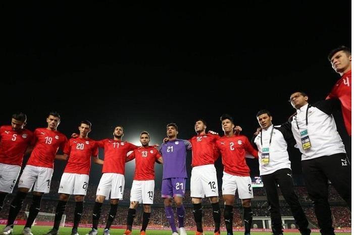 7202122104949270696780